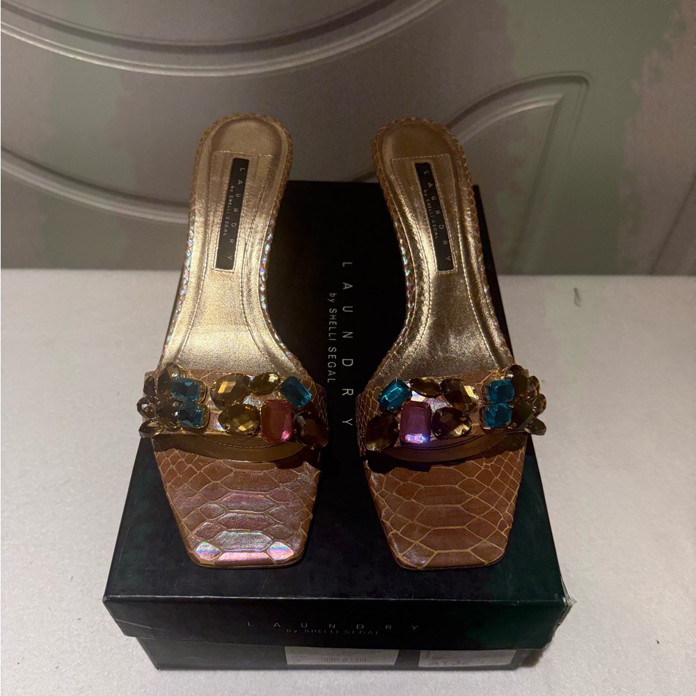 Laundry by Shelli Segal Women's Brown -Gold Heeled Sandals - Picture 2 of 4